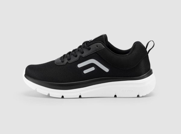 Men's Cloud Wanderer V2 - Black / 10.5 / Extra Wide/4E at FitVille