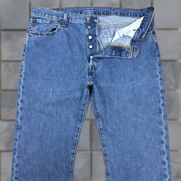 Levi's 501 Jeans Mens 38x30 Blue Button Fly Denim Straight Classic Pants 5-Pocket Design Regular Waist 38in Medium Wash, Men's at Grailed