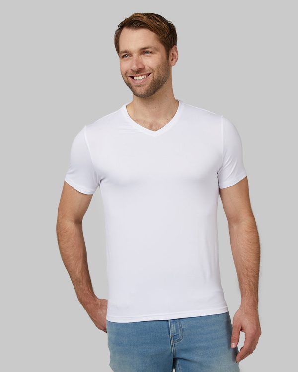 MEN'S COOL CLASSIC VNECK T-SHIRT - WHITE / L at 32 Degrees