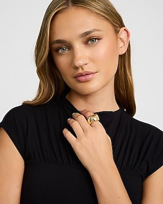 Express Women's Textured Gold Heart Cocktail Ring in Shiny Gold