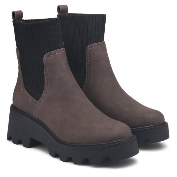 Dv Dolce Vita Women's Villa Chelsea Boots (Dark Brown) - Size 10.0 M at Famous Footwear