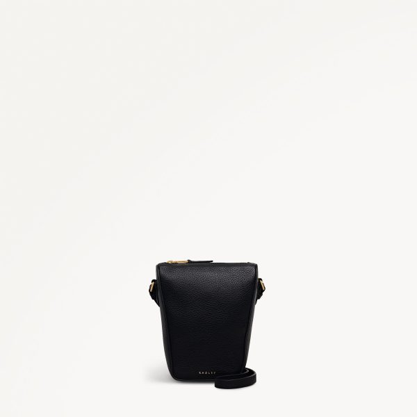 Black Crossbody Purse Oak Street Collection SS25 Radley