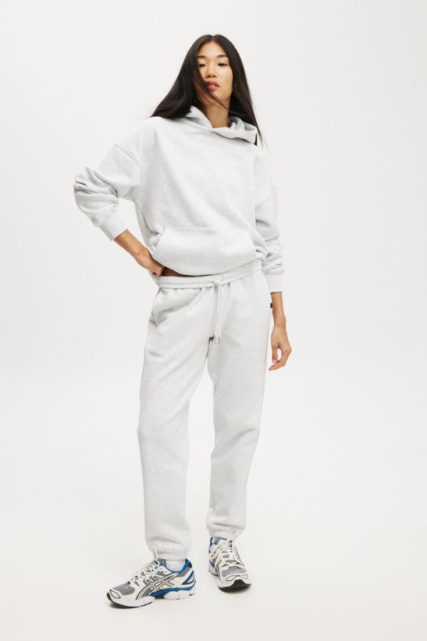 Body - Plush Essential Gym Sweatpant - Cloudy grey marle at Cotton On