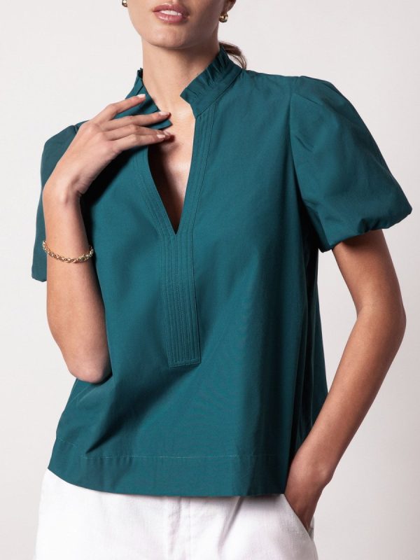 The Cameron Top at Brochu Walker